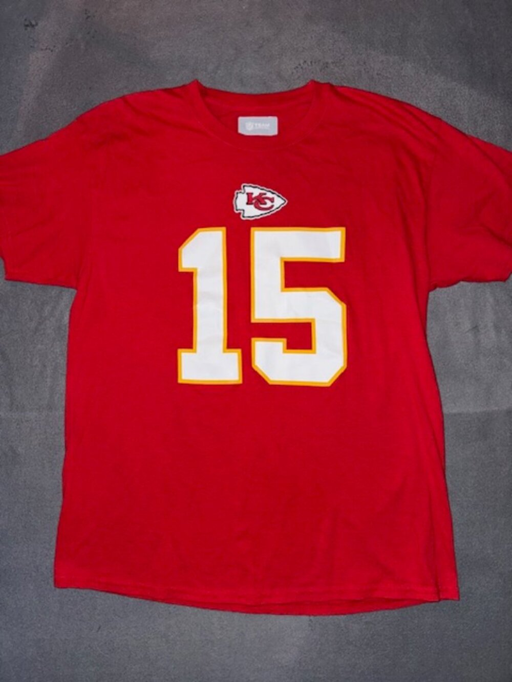 Kansas City Chiefs Mahomes #15 NFL Team Apparel T‑Shirt Men’s Large Red